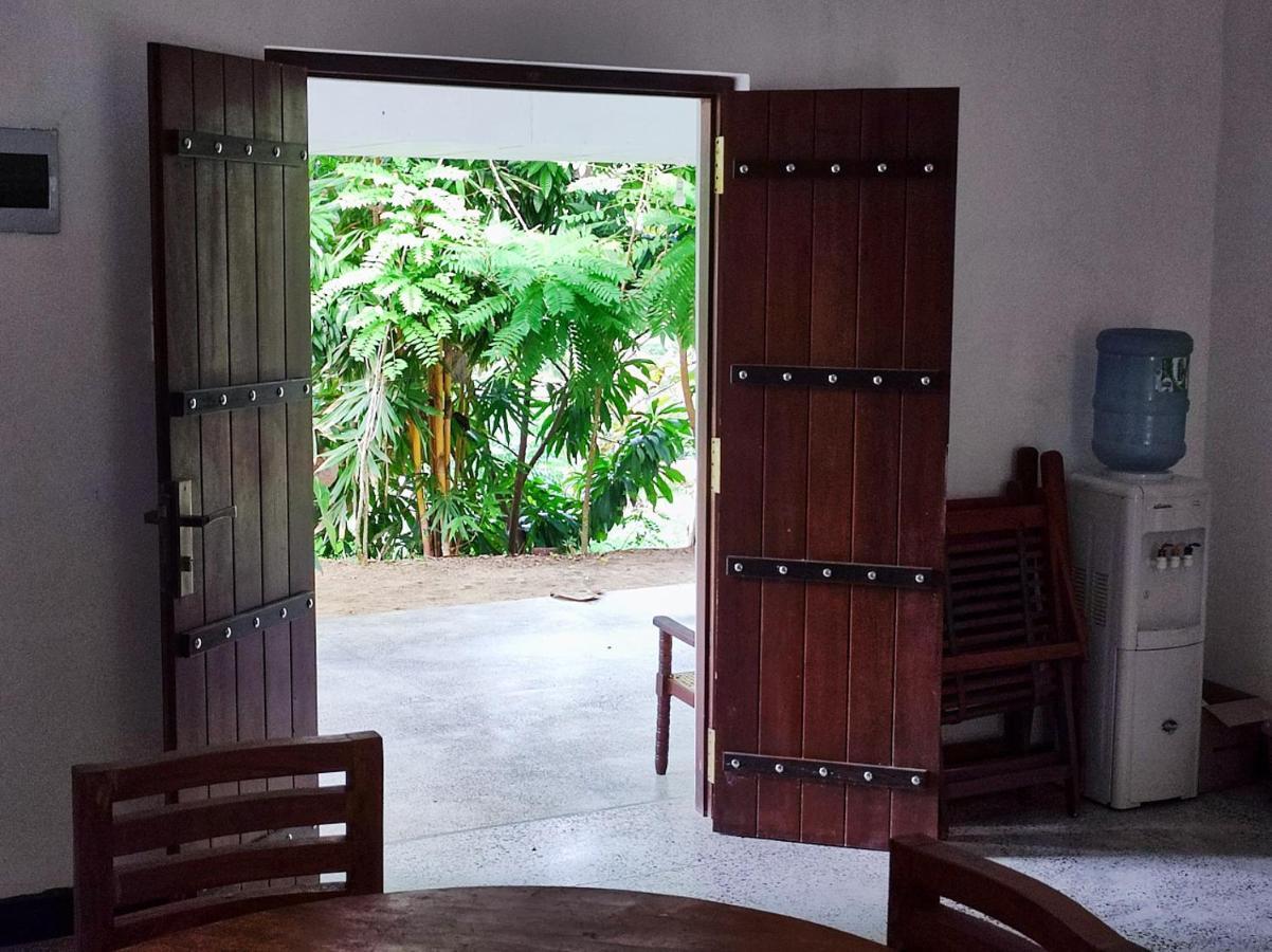 Schatzi'S Hideaway Tangalle Exterior foto